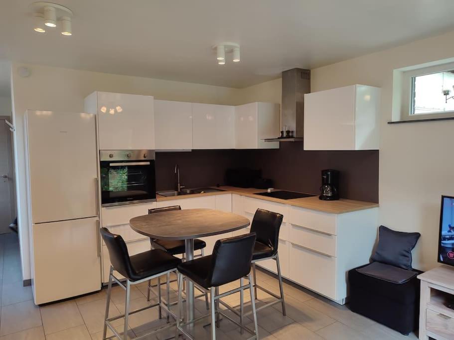 Appartement Dans Un Superbe Quartier Residentiel نامور المظهر الخارجي الصورة